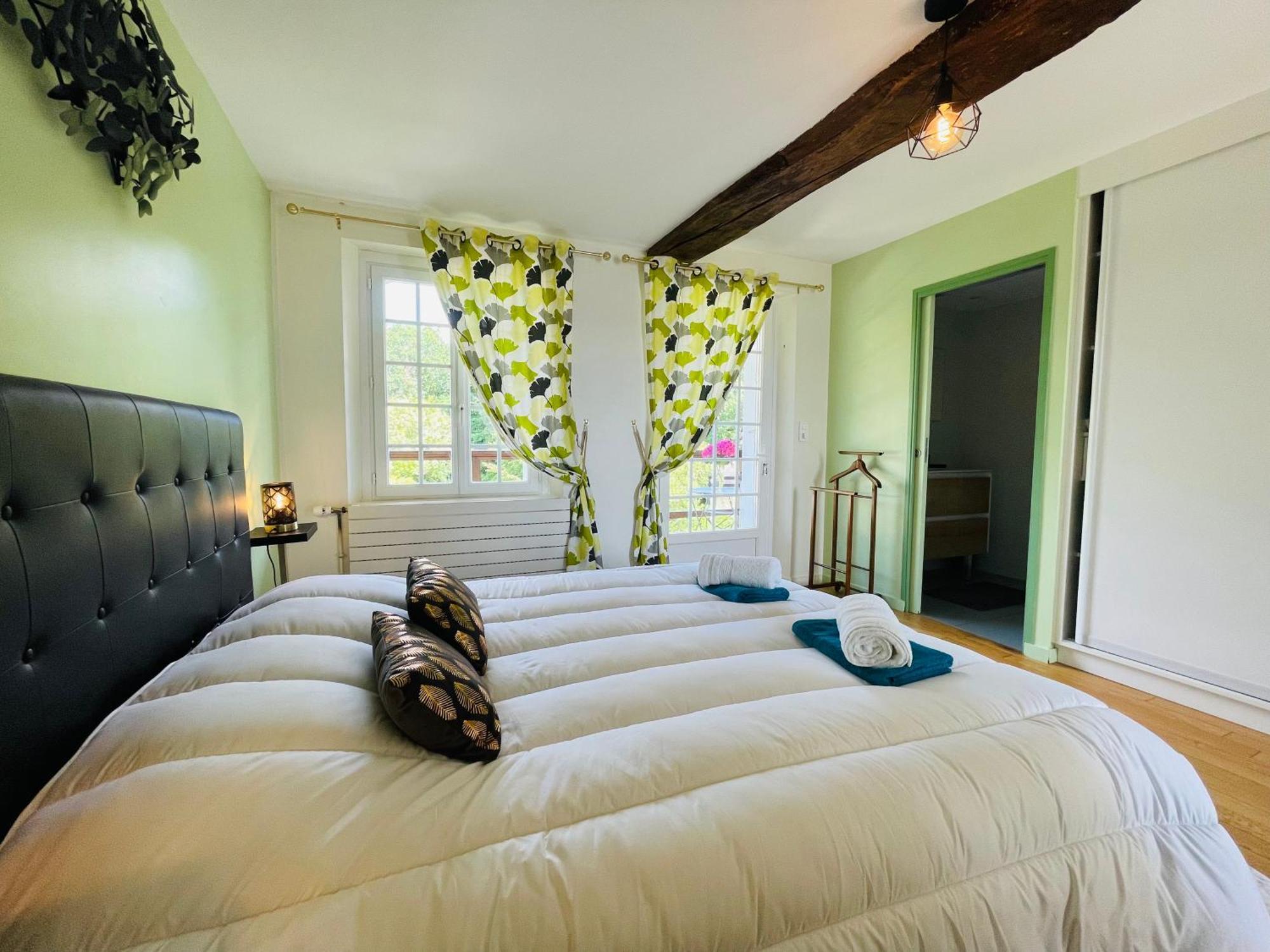 Villa Domaine Jeanne De Laval à La Bohalle Extérieur photo