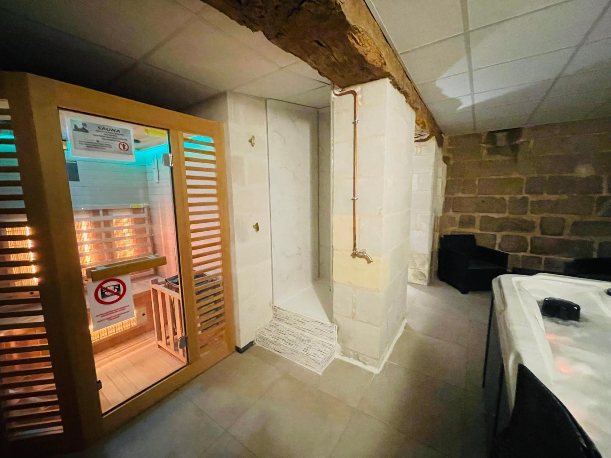 Villa Domaine Jeanne De Laval à La Bohalle Extérieur photo